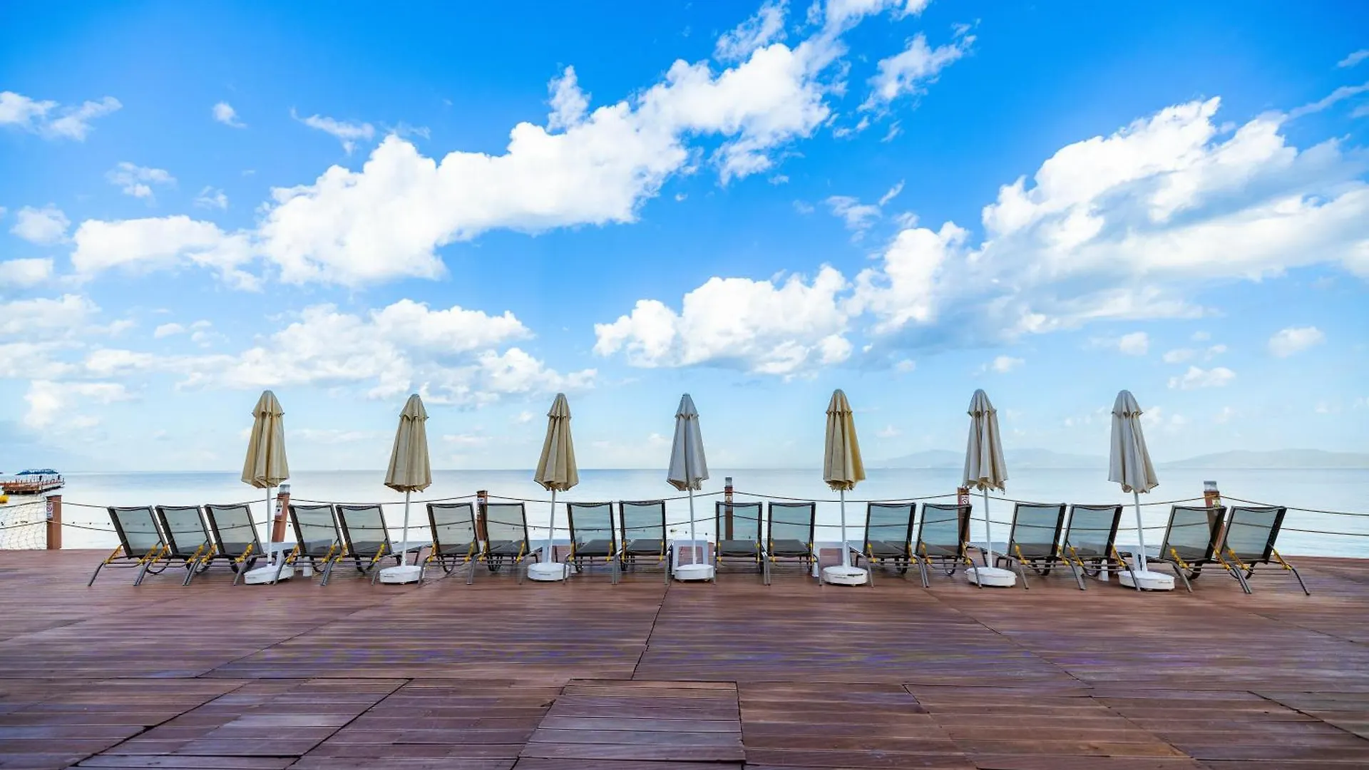 Infinity By Yelken Aquapark&Resorts Kusadasi Hotel