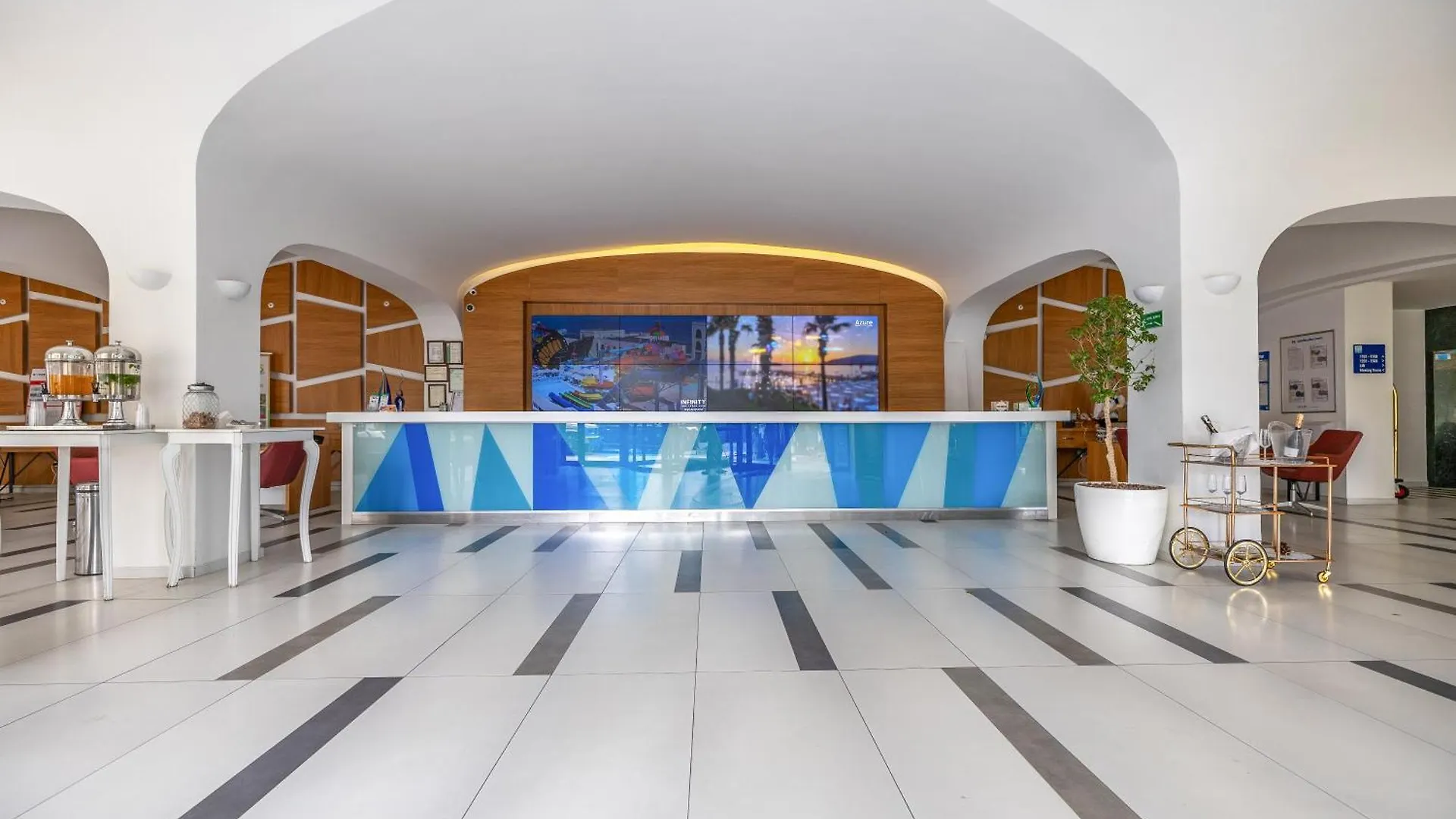 Hotel Infinity By Yelken Aquapark&Resorts Kusadasi